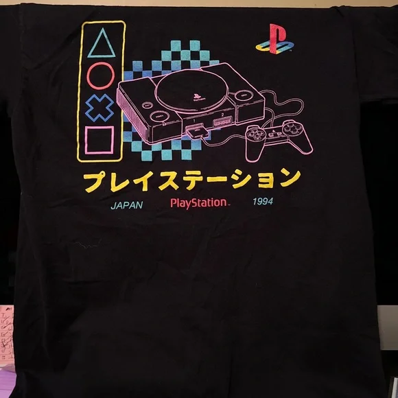 PS4 shirt, size Very cool decoration on the